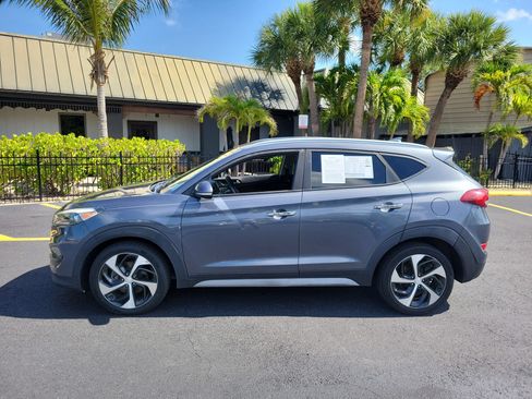 Used 2018 Hyundai Tucson Limited w/ Cargo Package FWD image 10