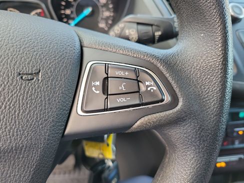 Used 2018 Ford Escape SE w/ Ford Safe & Smart Package image 22