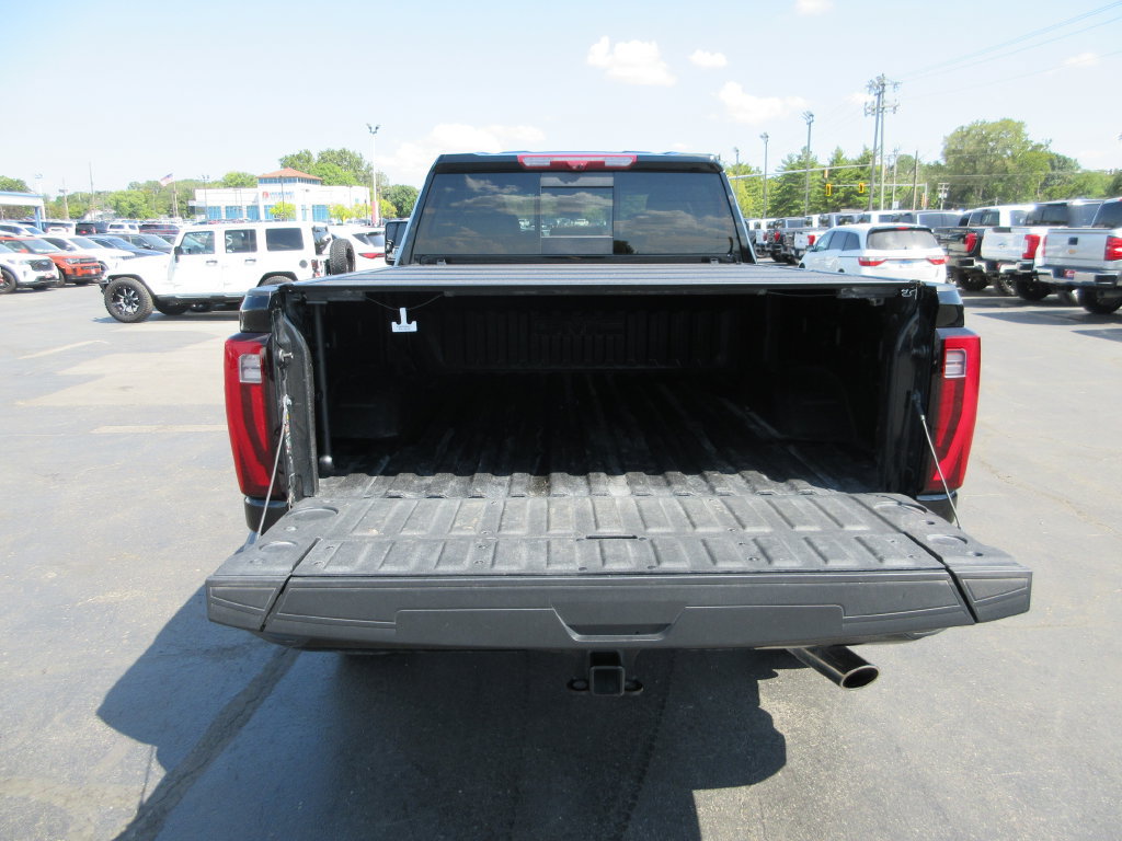 Certified 2025 GMC Sierra 2500 Denali w/ Denali Reserve Package AWD/4WD image 9