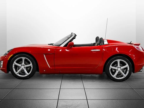 Used 2009 Saturn Sky Red Line RWD image 17