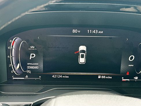 Used 2023 INFINITI QX60 Sensory w/ Vision Package FWD image 11