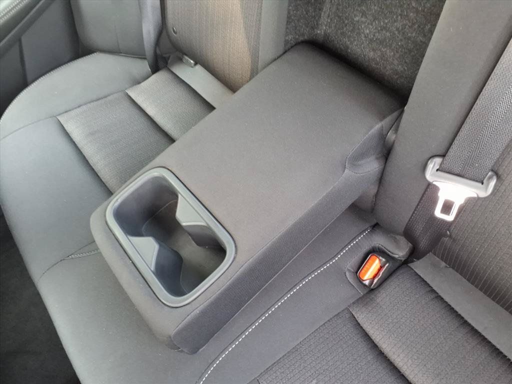 Used 2025 Nissan Altima 2.5 SV FWD image 29