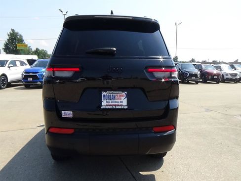 Certified 2025 Jeep Grand Cherokee L Altitude AWD/4WD image 7
