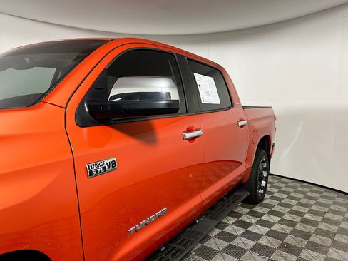 Used 2018 Toyota Tundra Limited w/ Limited Premium Package image 13