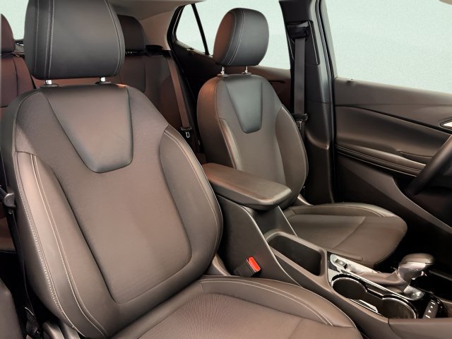 Certified 2025 Buick Encore GX Preferred AWD/4WD image 21