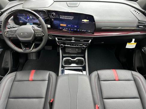 New 2026 Chevrolet Traverse RS image 15