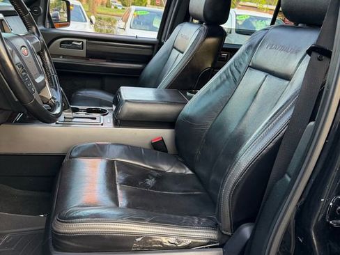 Used 2016 Ford Expedition Platinum image 9