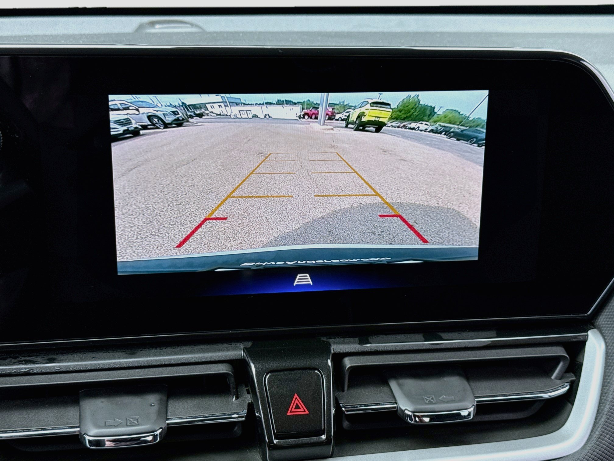 Used 2025 Chevrolet TrailBlazer LT FWD image 17