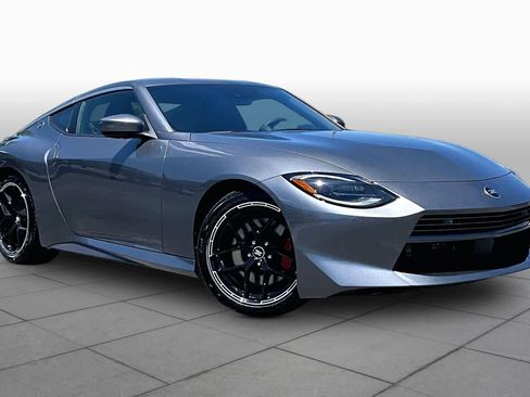New 2027 Nissan Z Performance RWD image 2
