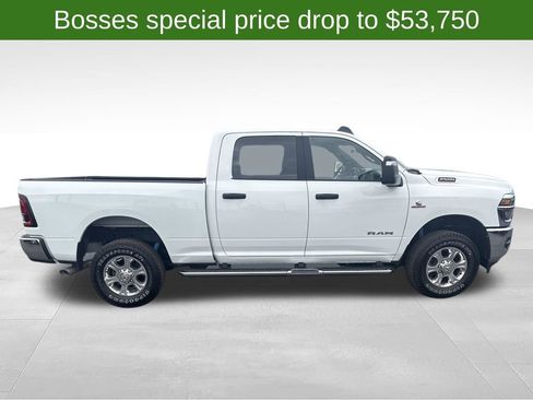 Used 2025 RAM 2500 Big Horn AWD/4WD image 2