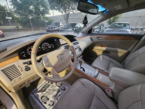 Used 2005 Toyota Avalon XL image 5