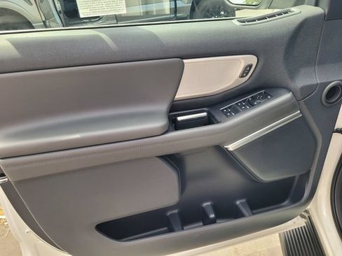New 2026 Ford Expedition Active AWD/4WD image 8