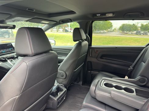 Used 2025 Honda Odyssey Sport-L image 20