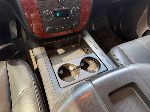 Used 2013 Chevrolet Avalanche LT w/ All-Star Edition RWD image 17