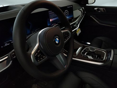 New 2026 BMW X5 xDrive40i w/ M Sport Package image 19