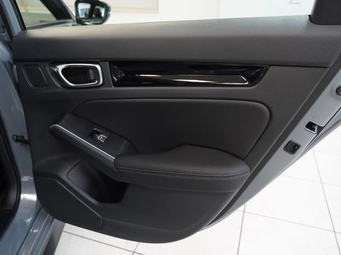 Used 2025 Honda Civic Sport Touring image 29