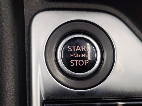 Used 2021 Nissan Sentra SV FWD image 31