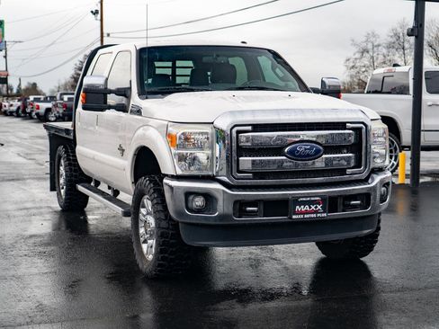 Used 2015 Ford F250 Lariat w/ Lariat Ultimate Package image 2