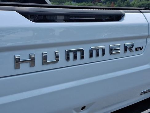 Used 2025 GMC Hummer EV 3X AWD/4WD image 31