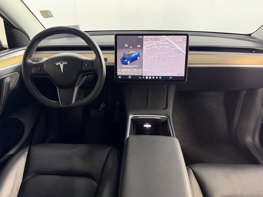 Used 2024 Tesla Model Y Long Range AWD/4WD image 13