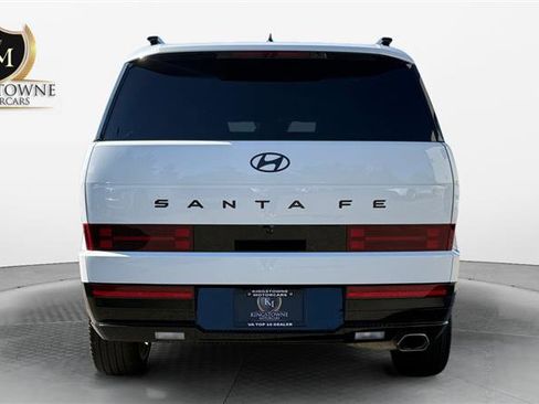 Used 2025 Hyundai Santa Fe Calligraphy FWD image 4