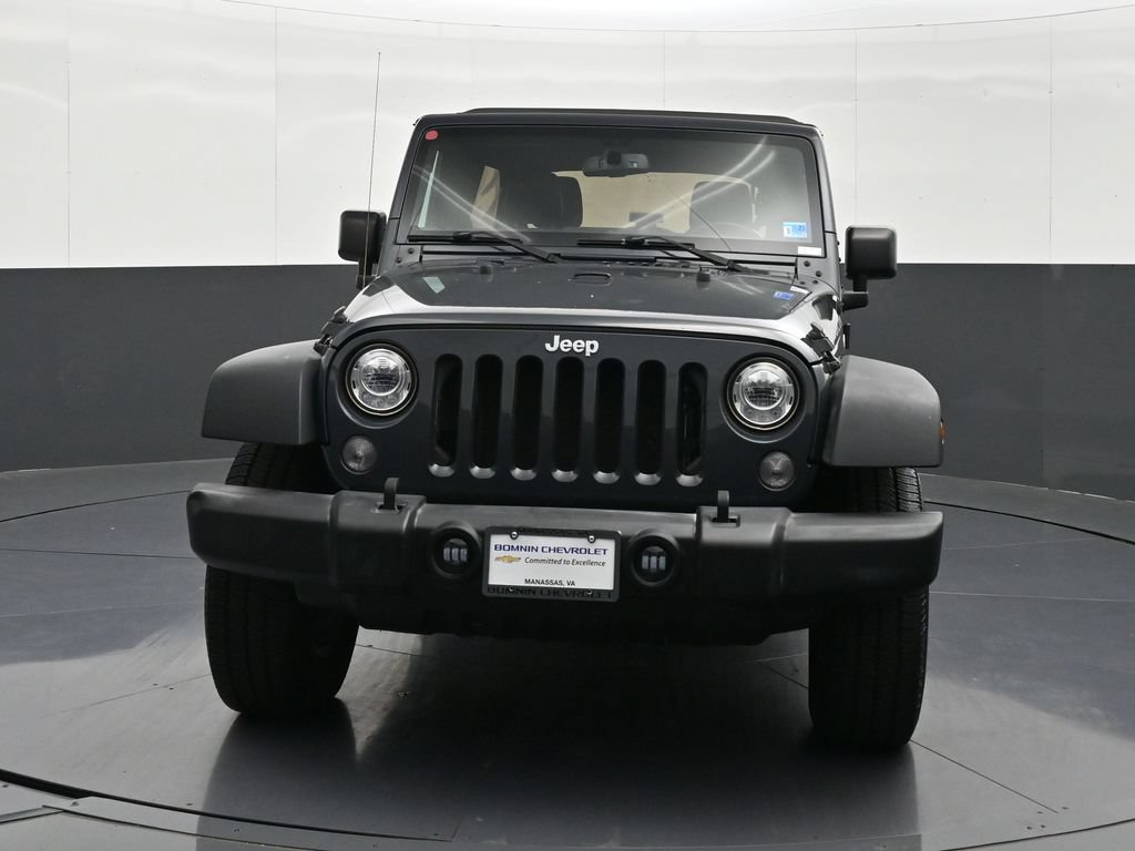 Used 2017 Jeep Wrangler Unlimited Rubicon w/ Dual Top Group AWD/4WD image 8