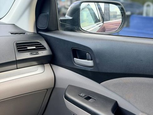 Used 2014 Honda CR-V EX image 16