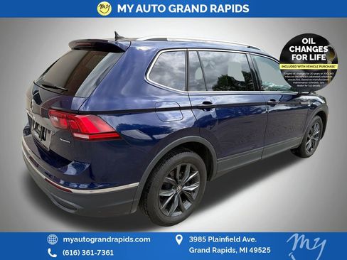 Used 2022 Volkswagen Tiguan SE AWD/4WD image 7