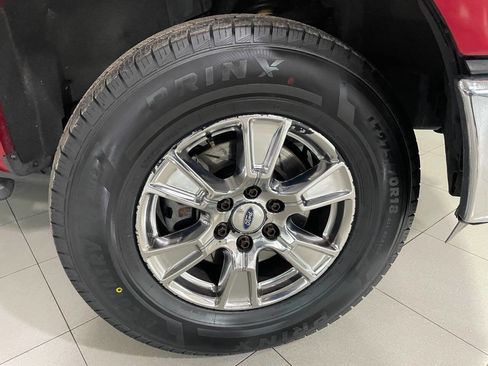 Used 2015 Ford F150 XLT w/ Equipment Group 302A Luxury image 10