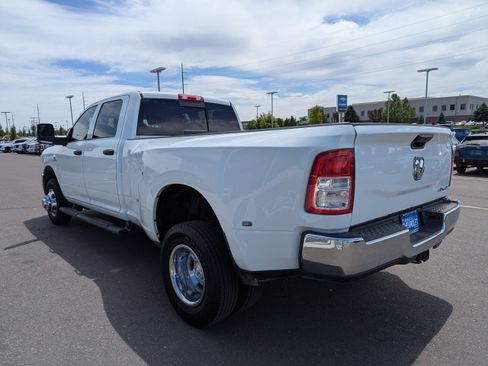 Used 2024 RAM 3500 Tradesman w/ Chrome Appearance Group AWD/4WD image 30