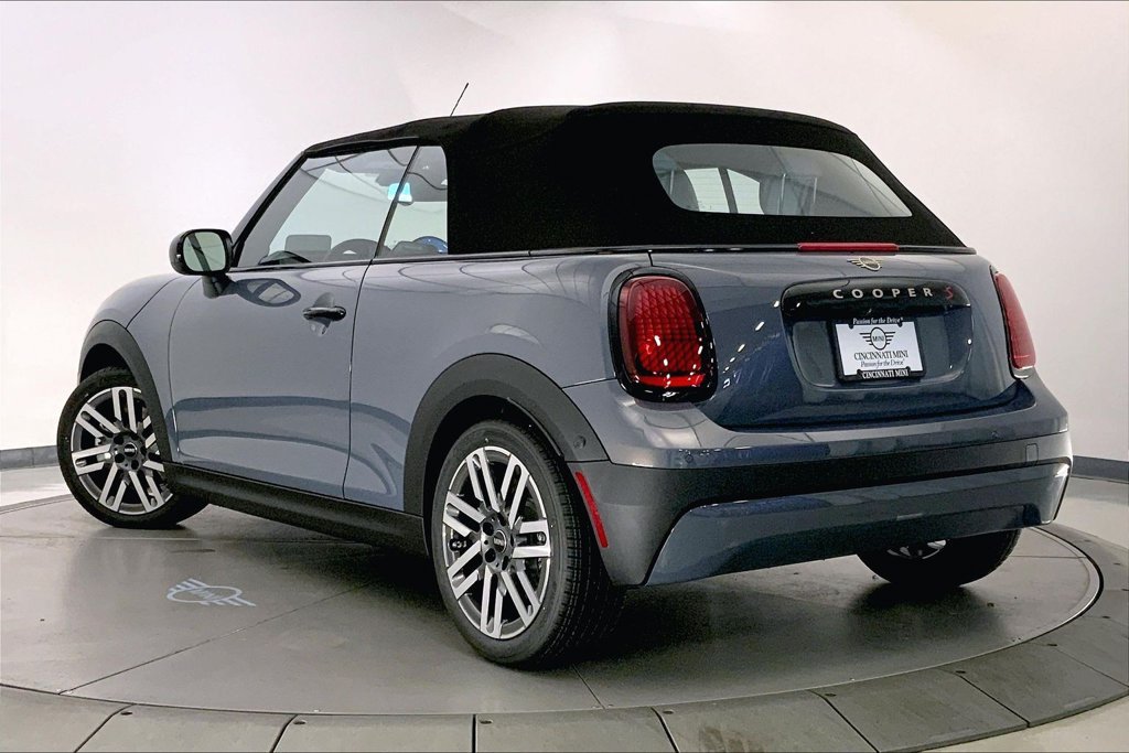 New 2026 MINI Cooper S FWD image 2