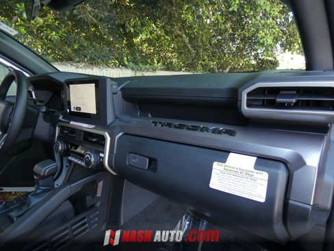 Used 2026 Toyota Tacoma TRD Sport RWD image 35