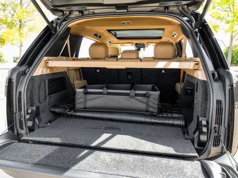 New 2027 Land Rover Range Rover Long Wheelbase SE AWD/4WD image 60