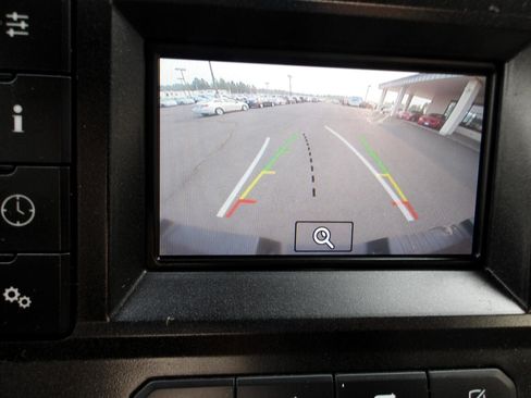 Used 2021 Ford F250 XL w/ Power Equipment Group image 17