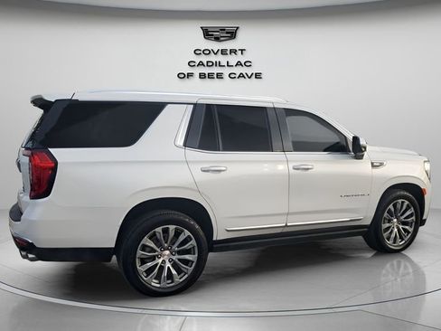 Used 2021 GMC Yukon Denali w/ Denali Premium Package image 10