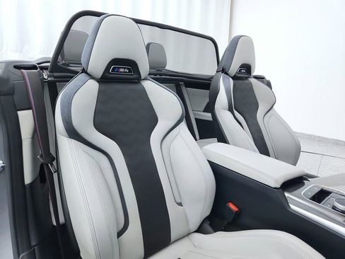 Used 2022 BMW M4 xDrive Competition w/ Executive Package image 33