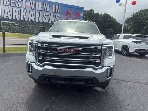 Used 2021 GMC Sierra 2500 SLE w/ SLE Value Package; AWD/4WD image 2