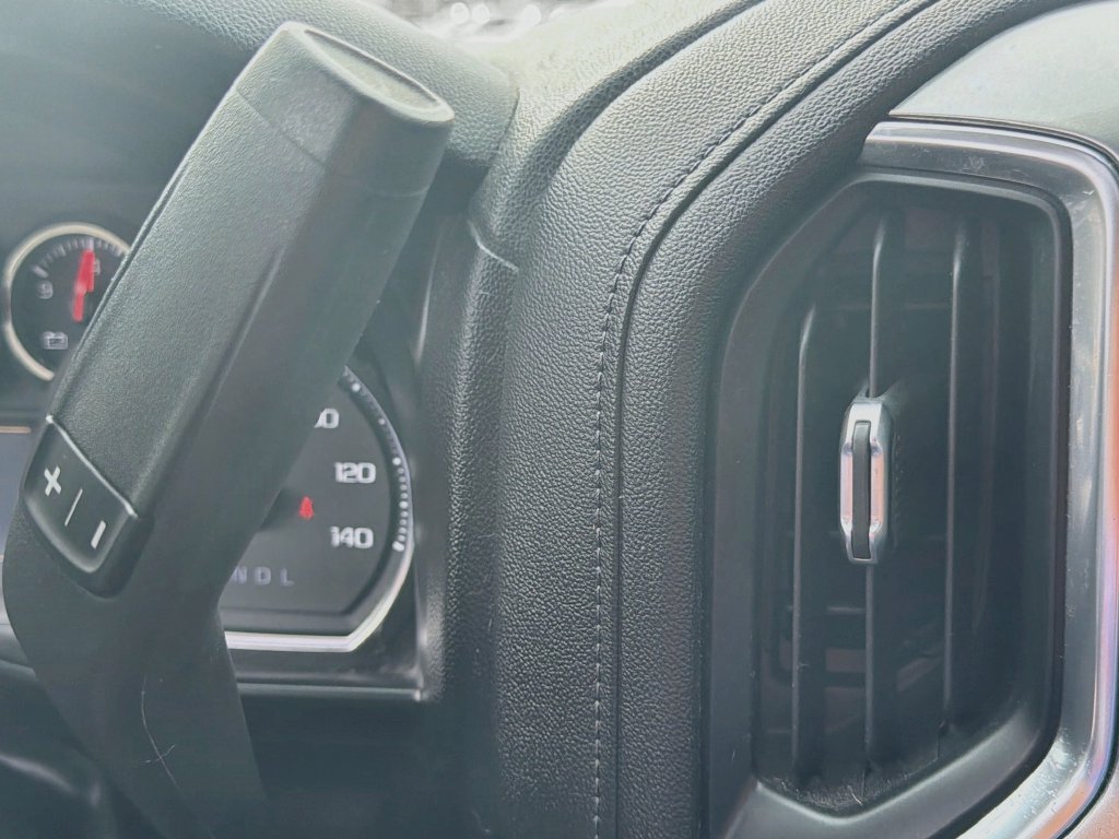 Used 2019 Chevrolet Silverado 1500 LT w/ Texas Edition AWD/4WD image 18
