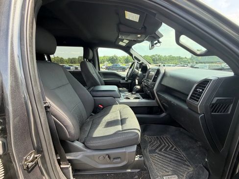 Used 2019 Ford F150 XLT w/ Equipment Group 302A Luxury AWD/4WD image 13