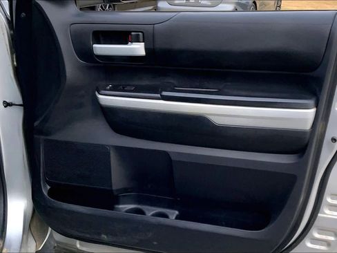 Used 2020 Toyota Tundra SR5 image 21