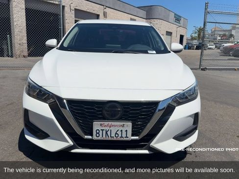 Used 2020 Nissan Sentra SV w/ Electronics Package FWD image 2