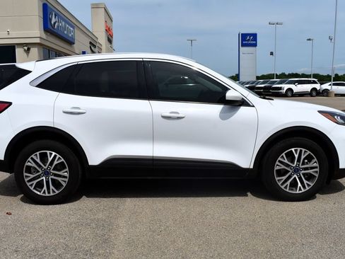 Used 2022 Ford Escape SEL AWD/4WD image 2