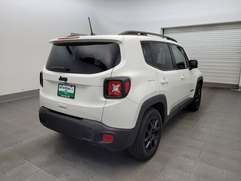 Used 2020 Jeep Renegade Altitude FWD image 9