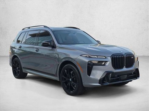Certified 2024 BMW X7 M60i w/ Executive Package AWD/4WD image 3