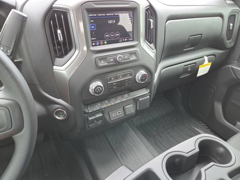 New 2026 GMC Sierra 2500 Pro w/ 1SA Pro Safety Plus Package AWD/4WD image 29