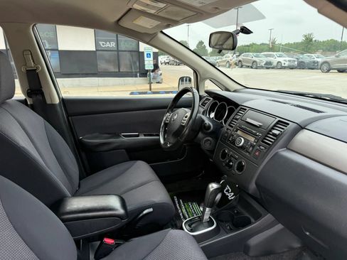 Used 2009 Nissan Versa Sedan w/ Convenience Pkg FWD image 24