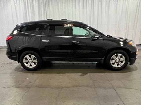 Used 2014 Chevrolet Traverse LT AWD/4WD image 3