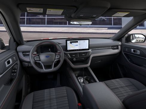 Used 2026 Ford Explorer ST-Line AWD/4WD image 9