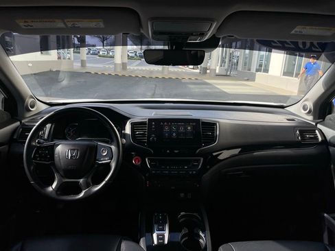 Certified 2022 Honda Pilot Touring image 10