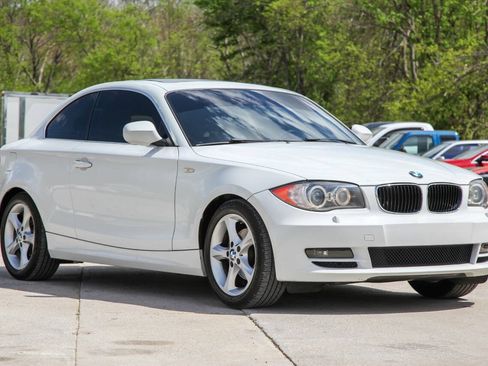 Used 2011 BMW 128i Coupe RWD image 1